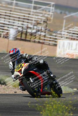 media/Jun-04-2022-WERA (Sat) [[b852bbbd55]]/Practice Races/5-750cc and up novices/